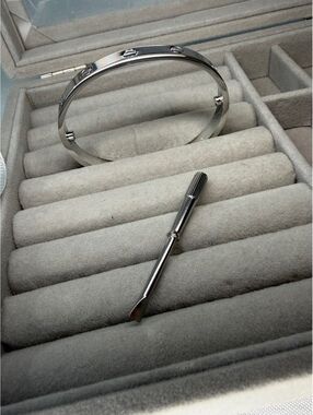 Silver Tone Screw Motif Bangle Bracelet with Screwdriver